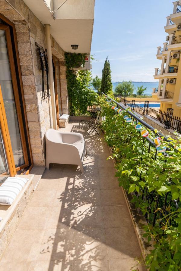 Royal Bay Apartments With Self Check-In Sweti Wlas Exterior foto