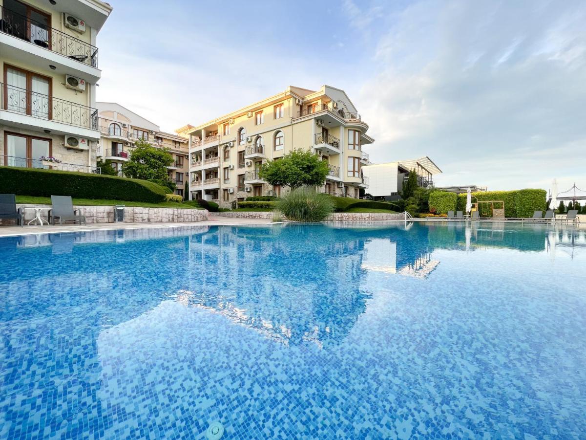 Royal Bay Apartments With Self Check-In Sweti Wlas Exterior foto