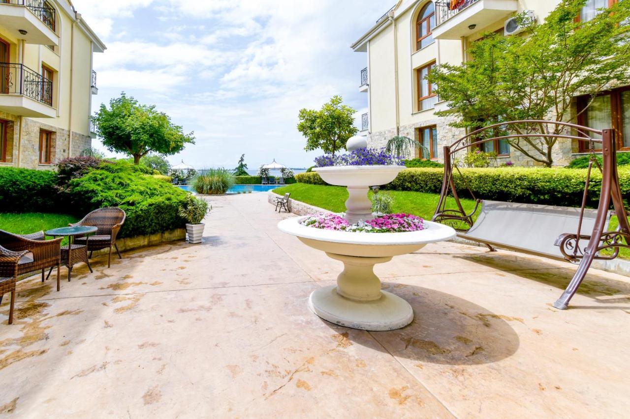 Royal Bay Apartments With Self Check-In Sweti Wlas Exterior foto