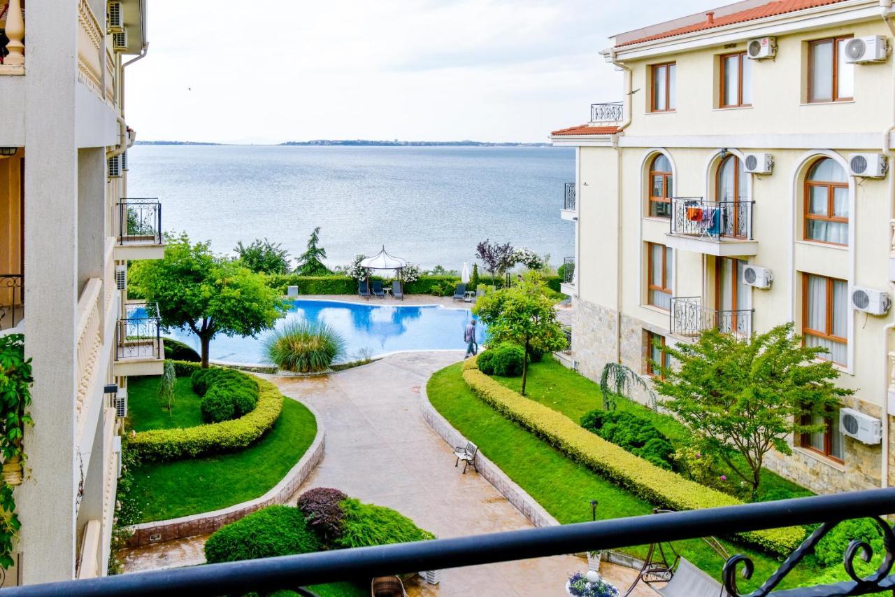 Royal Bay Apartments With Self Check-In Sweti Wlas Exterior foto