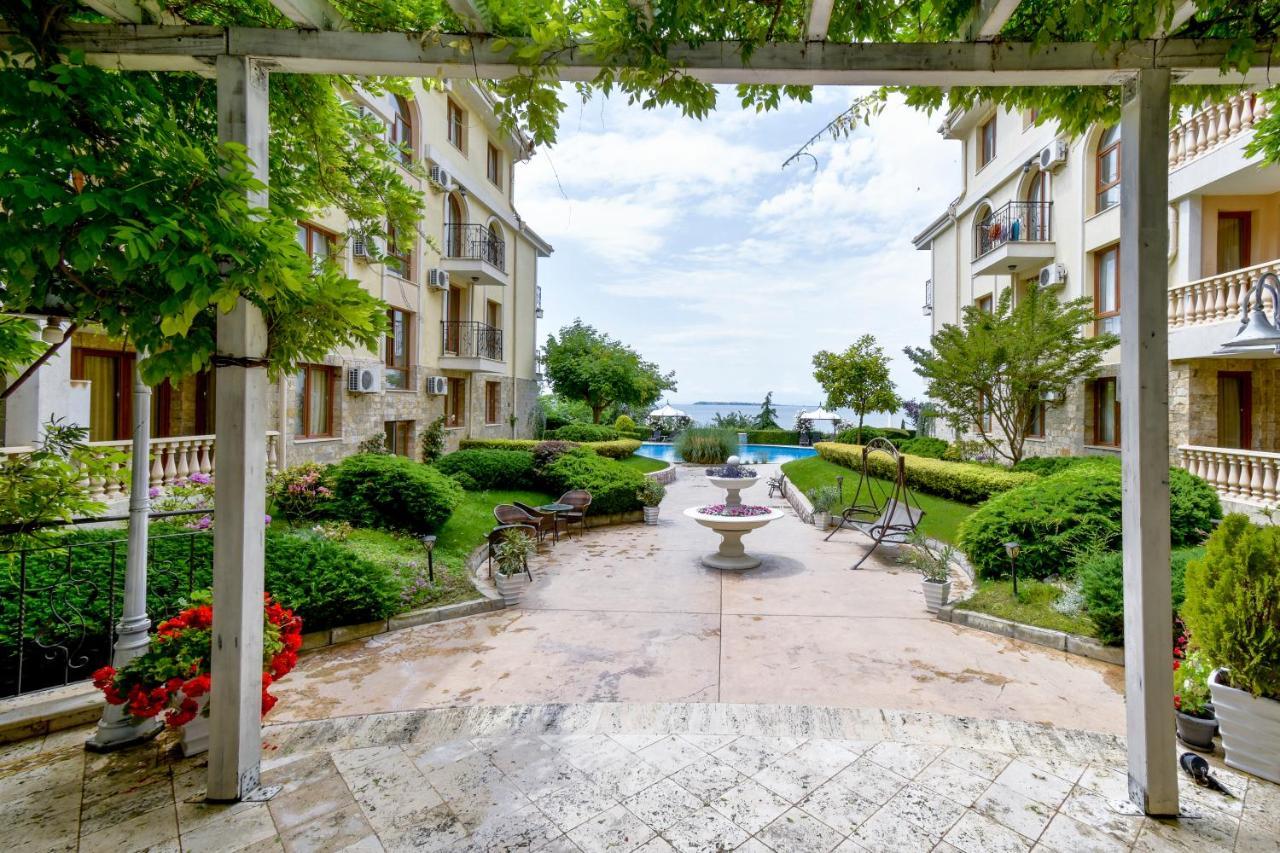 Royal Bay Apartments With Self Check-In Sweti Wlas Exterior foto